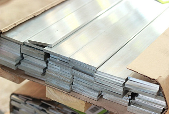 шина алюминиевая 8х40 мм ад31т