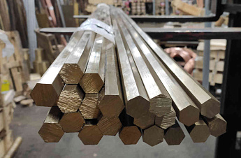 шестигранник бронзовый 17 мм браж9-4 тянутый матовый